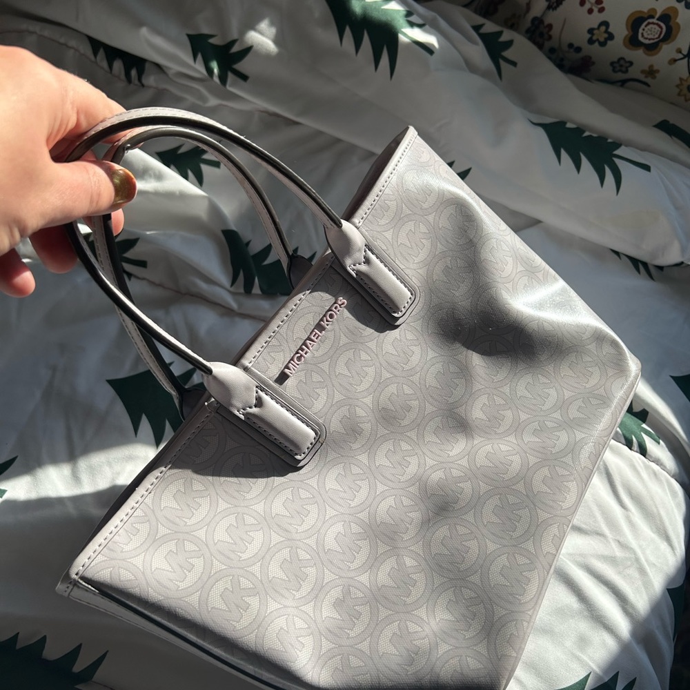 Michael Kors lavender small tote